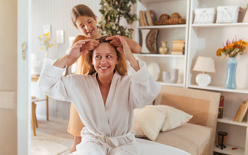 Scalp massage for better blood circulation and hair care at home